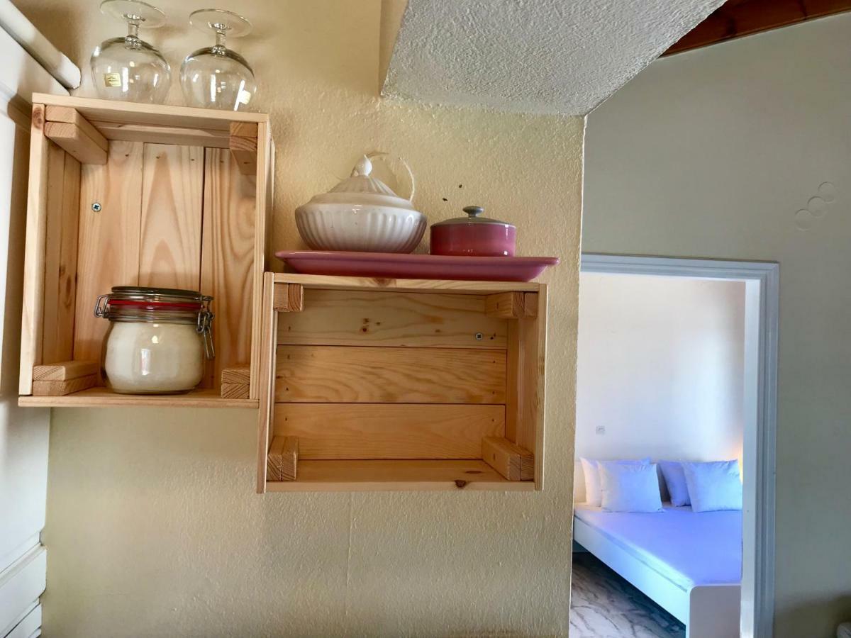 Wooden Ceiling Apartment - Close To City Center Kanálion Dış mekan fotoğraf